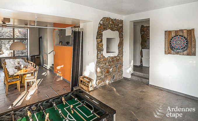 Zeer mooi ingericht vakantiehuis voor 15 personen te huur in Eupen
