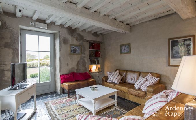 Authentiek vakantiehuis voor 32 personen in Maredsous, in de vallei van de Molign�e