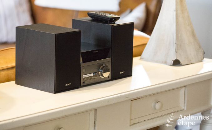 Authentiek vakantiehuis voor 32 personen in Maredsous, in de vallei van de Molign�e