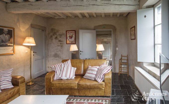 Authentiek vakantiehuis voor 32 personen in Maredsous, in de vallei van de Molign�e