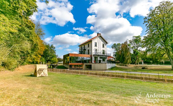 Luxueus vakantiehuis voor 20 personen met zwembad in de Ardennen (Florennes)