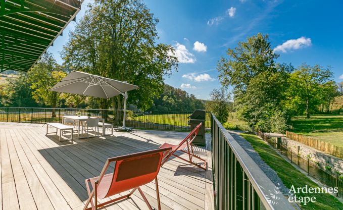 Luxueus vakantiehuis voor 20 personen met zwembad in de Ardennen (Florennes)