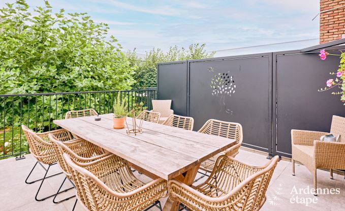 Ruime comfortabele vakantiewoning voor 10 personen in Voeren met priv�zwembad, jacuzzi en tuin