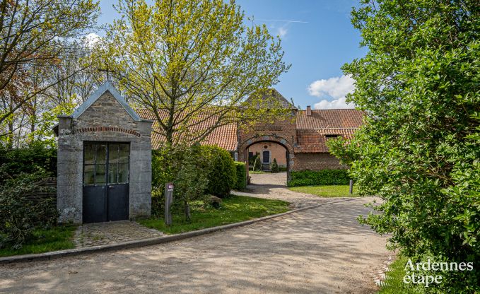 Appartement in Frasnes-lez-Anvaing voor 4/5 personen