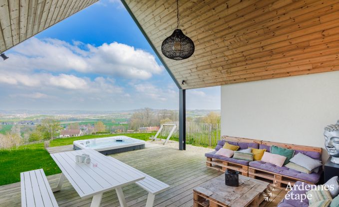 Luxe villa in Frasnes-lez-Anvaing