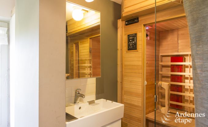 Leuk vakantiehuis met sauna en buitenzwembad te huur in Gesves