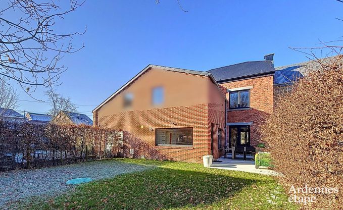 Ruim vakantiehuis in Han-sur-Lesse voor 8 personen met 4 slaapkamers, privtuin en terras
