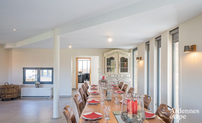 Ruime luxe villa met zwembad in Hastire, Ardennen