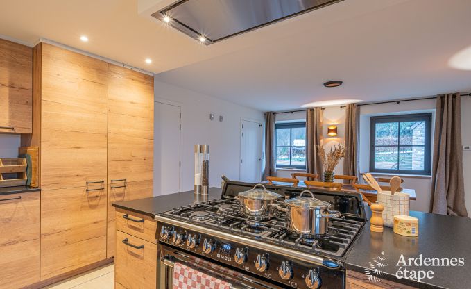 Luxe villa voor 14 personen in Havelange met priv�tuin en moderne voorzieningen in de Ardennen