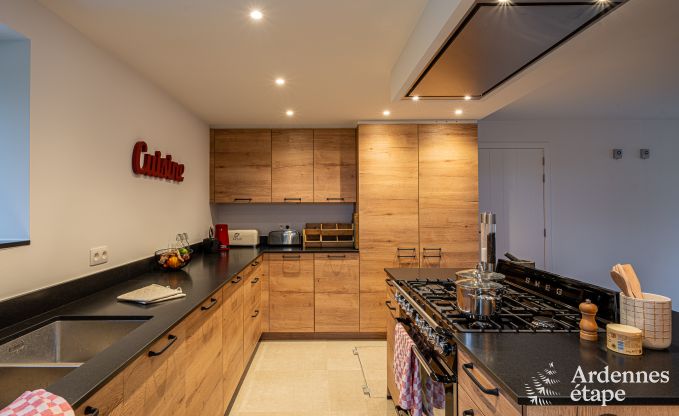 Luxe villa voor 14 personen in Havelange met priv�tuin en moderne voorzieningen in de Ardennen