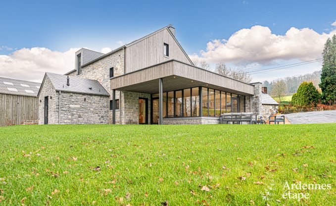 Luxe villa voor 14 personen in Havelange met priv�tuin en moderne voorzieningen in de Ardennen