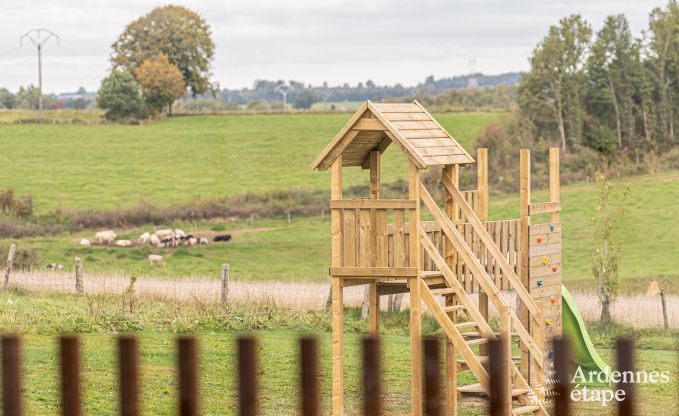 Comfortabele vakantievilla in Herbeumont voor 12 personen