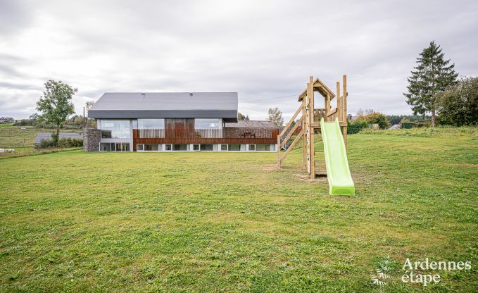 Comfortabele vakantievilla in Herbeumont voor 12 personen