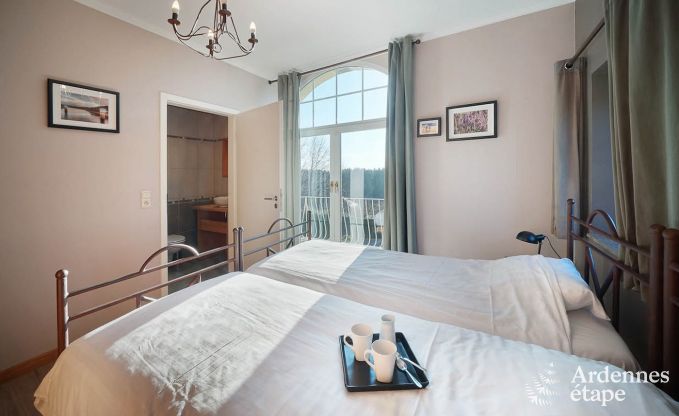 Kasteel in Hockai voor 20 personen in de Ardennen