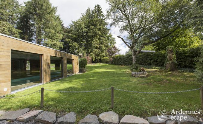 Kasteel in Hockai voor 20 personen in de Ardennen