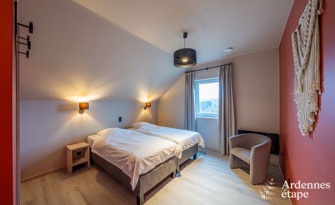 luxe villa in Houffalize: accommodatie voor 18 personen met zwembad, sauna en priv tuin in de Ardennen