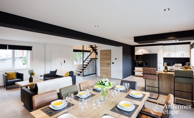 Hondvriendelijk vakantiehuis voor 8 personen in Houffalize