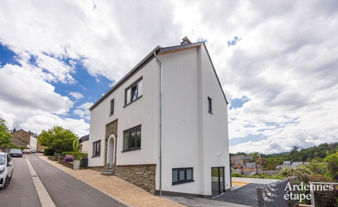 Hondvriendelijk vakantiehuis voor 8 personen in Houffalize