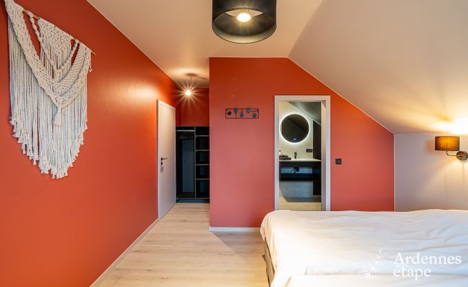 luxe villa in Houffalize: accommodatie voor 18 personen met zwembad, sauna en priv tuin in de Ardennen