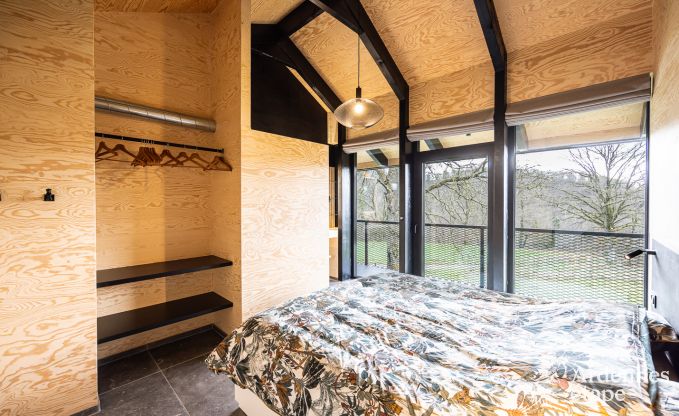 Afgelegen vakantiehuis met zwembad in Houyet, Ardennen