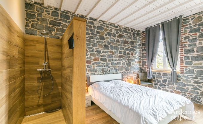 Buitengewoon in Houyet voor 10/14 personen in de Ardennen