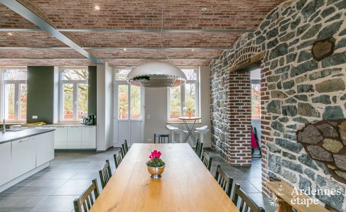 Buitengewoon in Houyet voor 10/14 personen in de Ardennen