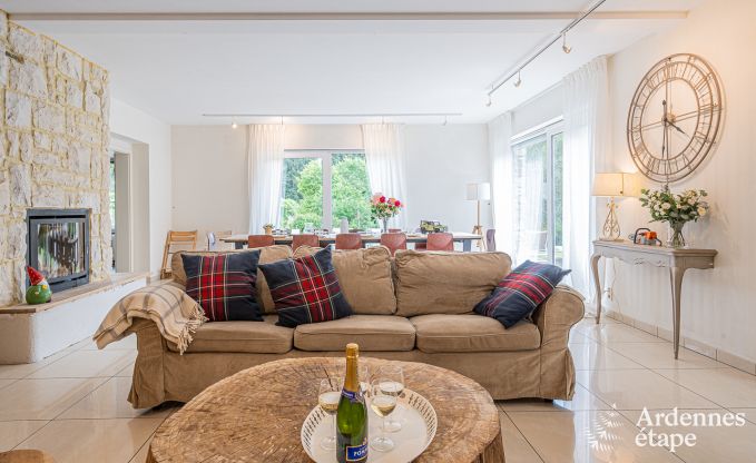 Gezellige villa in Jalhay voor 12/14 personen in de Ardennen