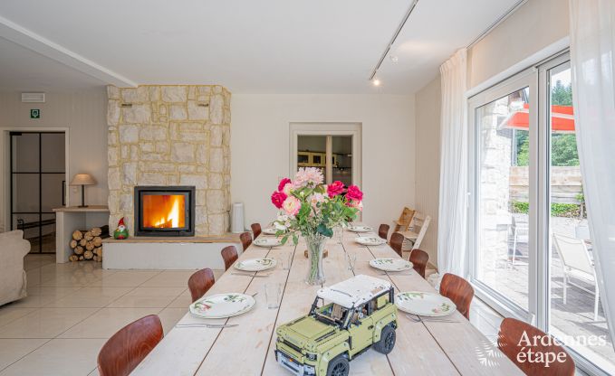 Gezellige villa in Jalhay voor 12/14 personen in de Ardennen