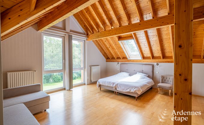 Gezellige villa in Jalhay voor 12/14 personen in de Ardennen