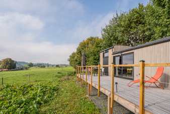 Tiny house voor 4 personen in Lglise, knus verblijf, kitchenette, houtkachel, privterras, natuur