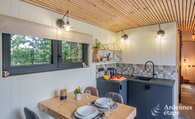 Charmante tiny house voor 4 personen in Lglise met kitchenette, houtkachel en privtuin