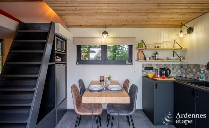 Charmante tiny house voor 4 personen in Lglise met kitchenette, houtkachel en privtuin