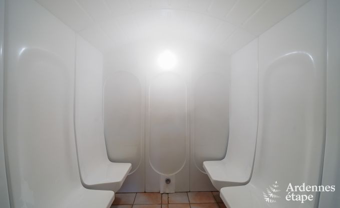 Vakantiehuis in L�glise, Ardennen, 32 personen, grote priv�tuin, sportfaciliteiten, spa, speelkamer, optimaal comfort