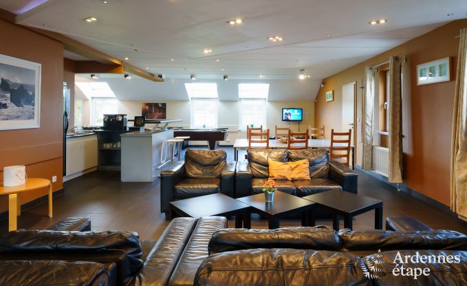 Vakantiehuis in L�glise, Ardennen, 32 personen, grote priv�tuin, sportfaciliteiten, spa, speelkamer, optimaal comfort