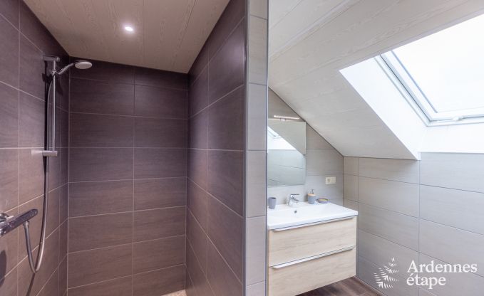 Kindvriendelijk vakantiehuis in Libramont voor 22 personen met tuin en speelkamer