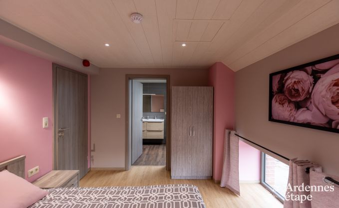 Kindvriendelijk vakantiehuis in Libramont voor 22 personen met tuin en speelkamer