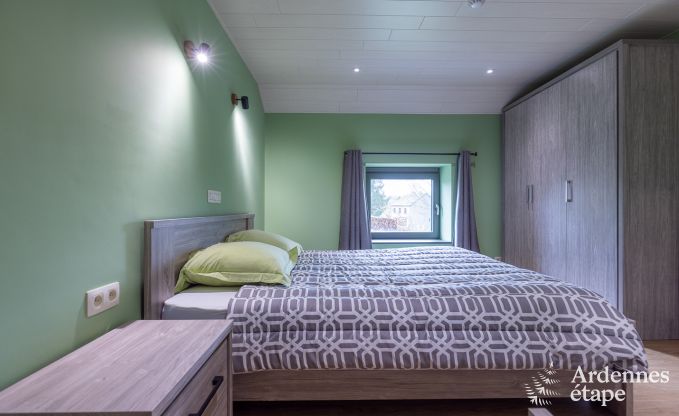 Kindvriendelijk vakantiehuis in Libramont voor 22 personen met tuin en speelkamer