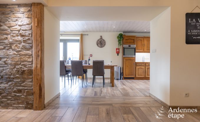 Kindvriendelijk vakantiehuis in Libramont voor 22 personen met tuin en speelkamer