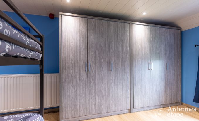 Kindvriendelijk vakantiehuis in Libramont voor 22 personen met tuin en speelkamer