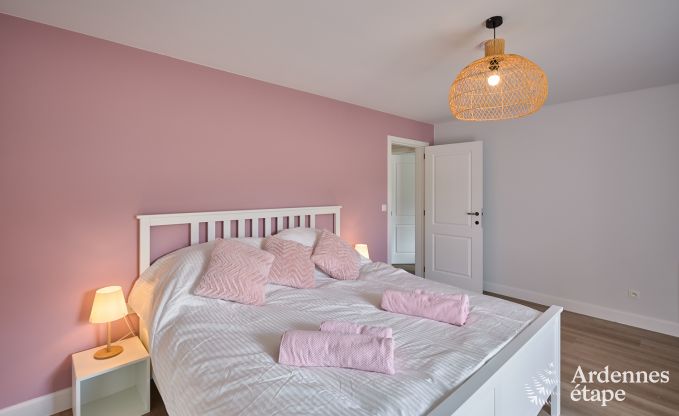 Vakantiewoning in Libramont voor 8  10 personen met speelkamer, terras en tuin in de Ardennen