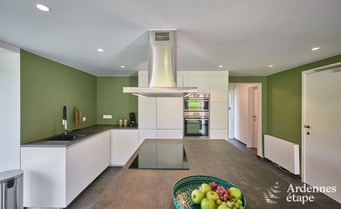 Vakantiewoning in Libramont voor 8  10 personen met speelkamer, terras en tuin in de Ardennen