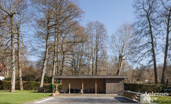 Groot vakantiehuis met zwembad voor 22 p. te huur in de Ardennen (Malmedy)