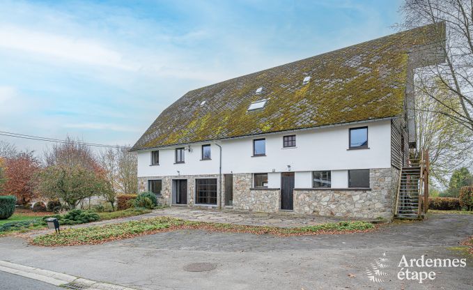 Gezinsvriendelijk vakantiehuis in Malmedy voor 14 personen met kachel, biljart en grote priv�tuin