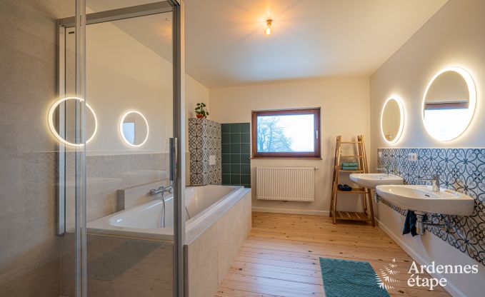 Gezinsvriendelijk vakantiehuis in Malmedy voor 14 personen met kachel, biljart en grote priv�tuin