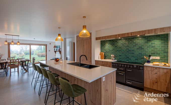 Gezinsvriendelijk vakantiehuis in Malmedy voor 14 personen met kachel, biljart en grote priv�tuin