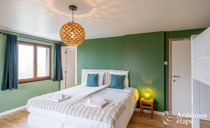 Gezinsvriendelijk vakantiehuis in Malmedy voor 14 personen met kachel, biljart en grote priv�tuin