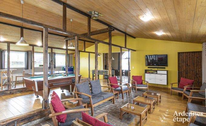 Ruimte en vermaak in een luxueus vakantiehuis voor 20 pers in Malmedy