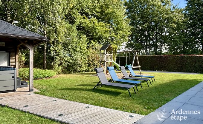 Vakantiehuis met jacuzzi, sauna, spelen en mooi uitzicht op de hoogten van Malmedy voor 6/8 personen in de Ardennen