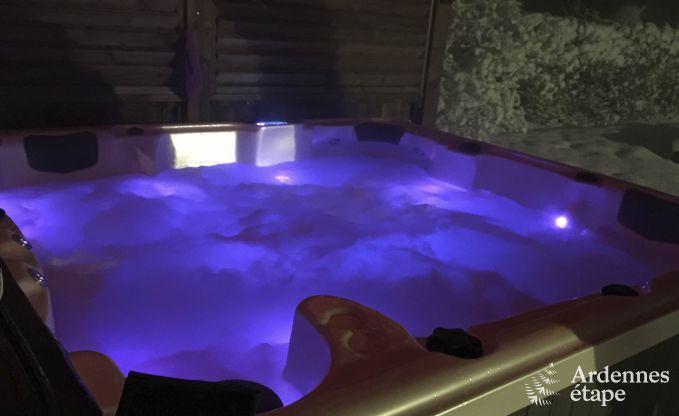 Vakantiehuis met jacuzzi, sauna, spelen en mooi uitzicht op de hoogten van Malmedy voor 6/8 personen in de Ardennen