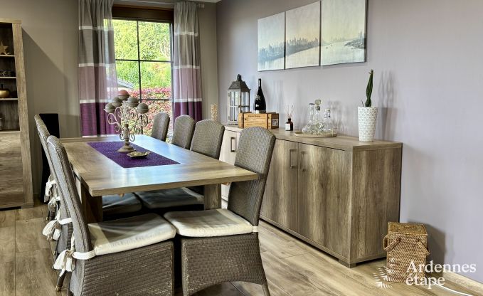 Vakantiehuis met jacuzzi, sauna, spelen en mooi uitzicht op de hoogten van Malmedy voor 6/8 personen in de Ardennen
